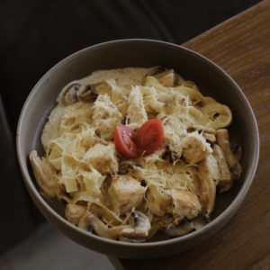 Фетучини с курицей