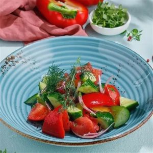Свежий салат (с майонезом/без майонеза)